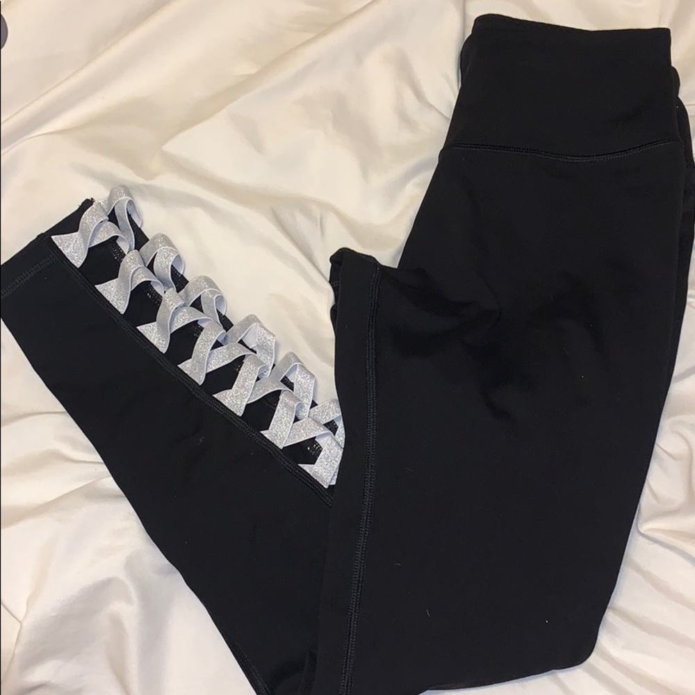 Victoria’s Secret Total Knockout Leggings